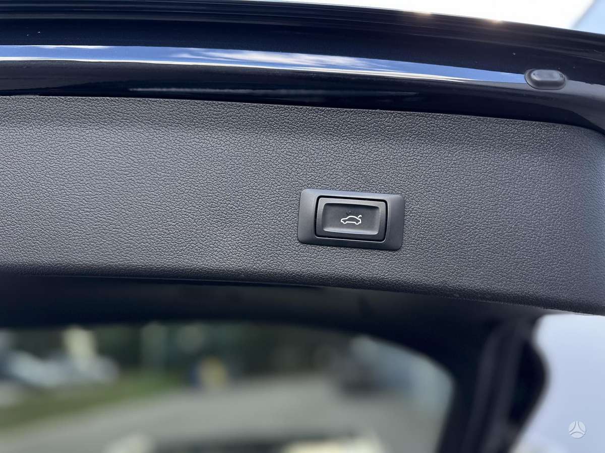 Audi A4, 3.0 l., universalas