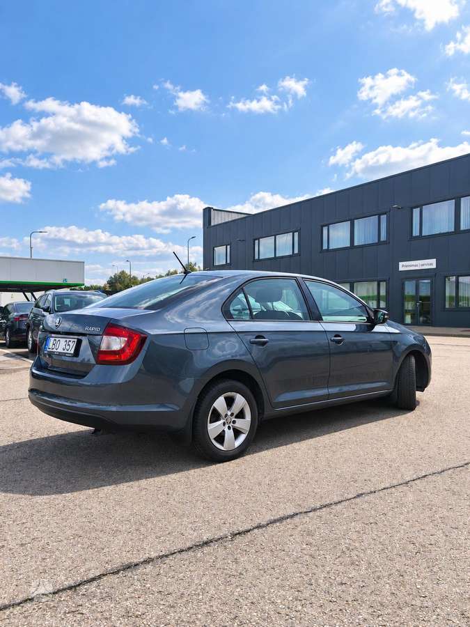 Škoda Rapid - 4