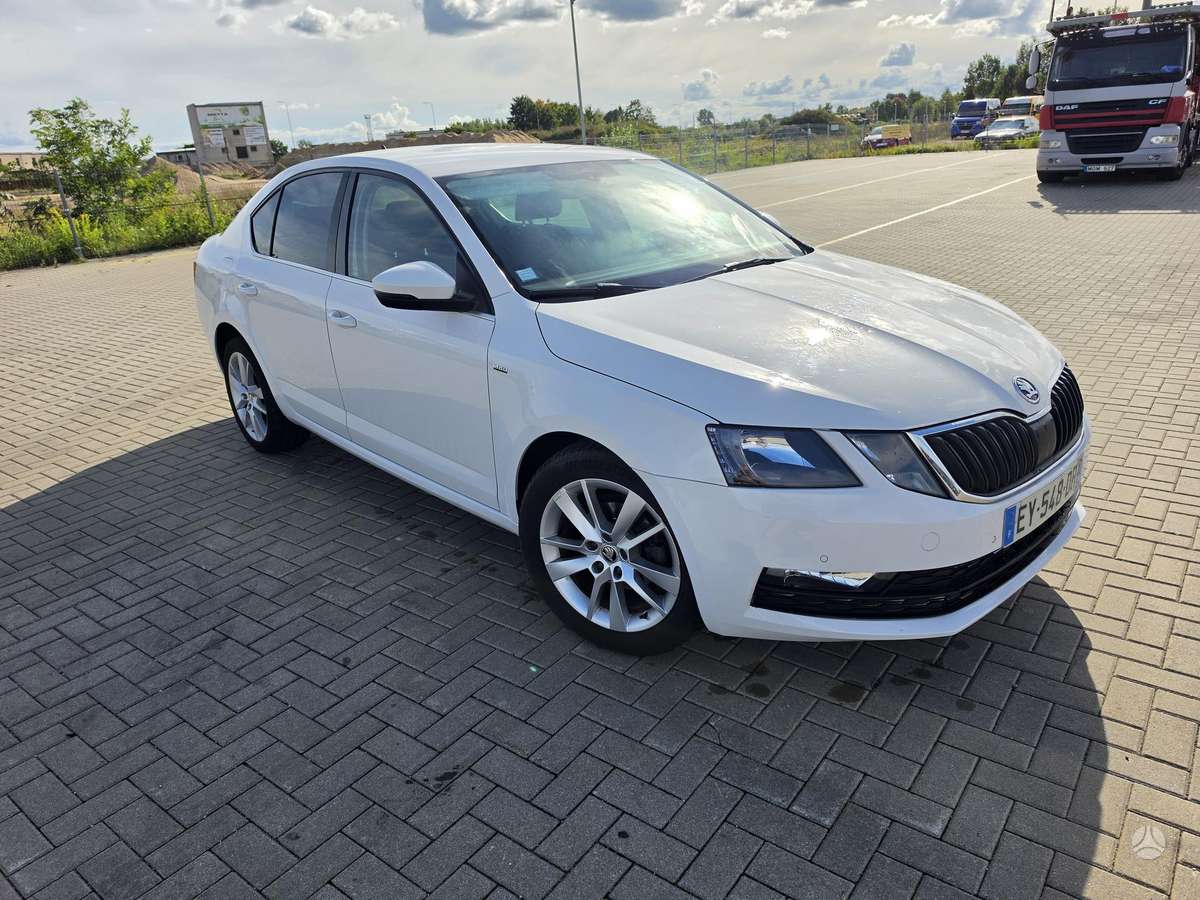 Škoda Octavia - 2