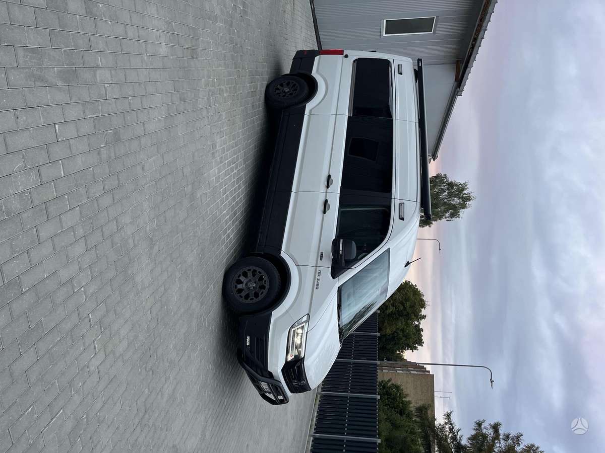 Volkswagen Crafter, passenger vans