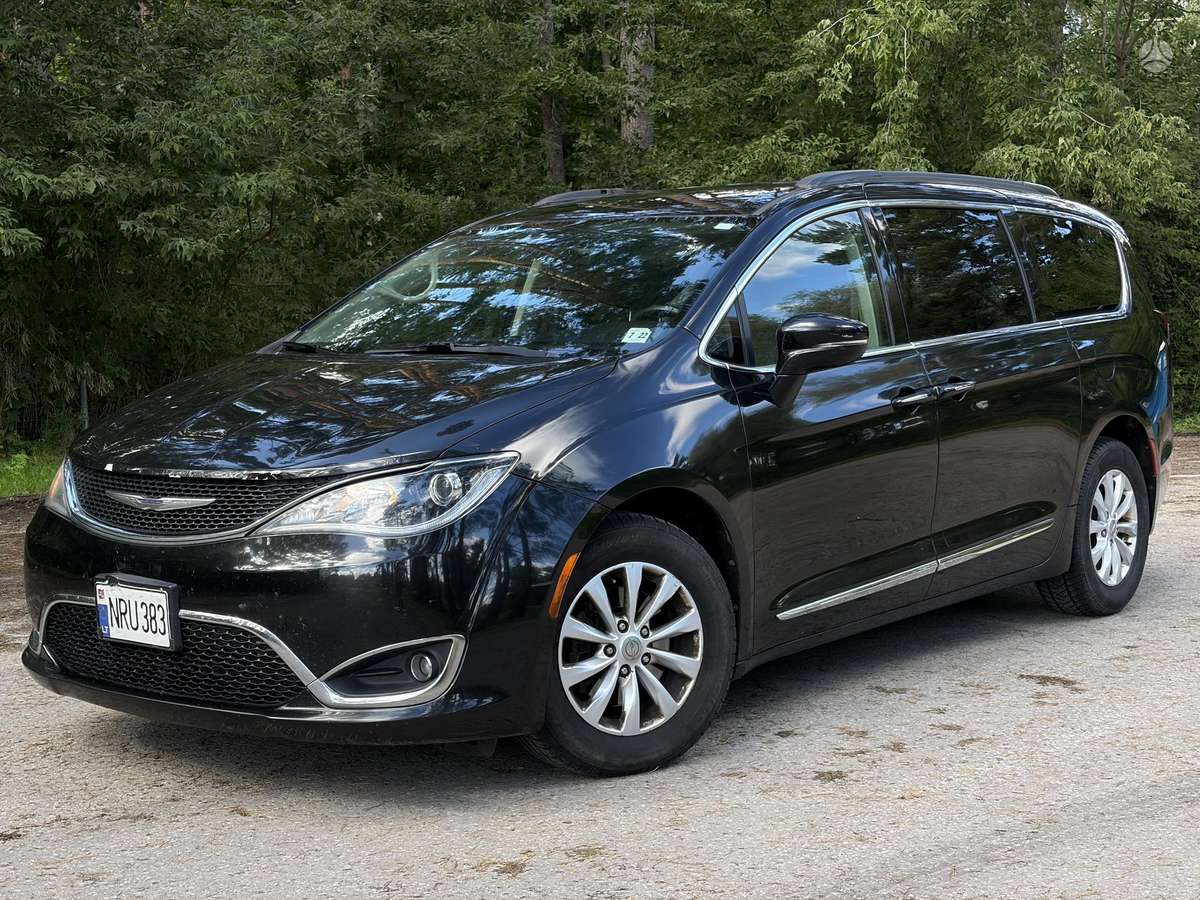 Chrysler Pacifica, 3.6 l., Минивэн