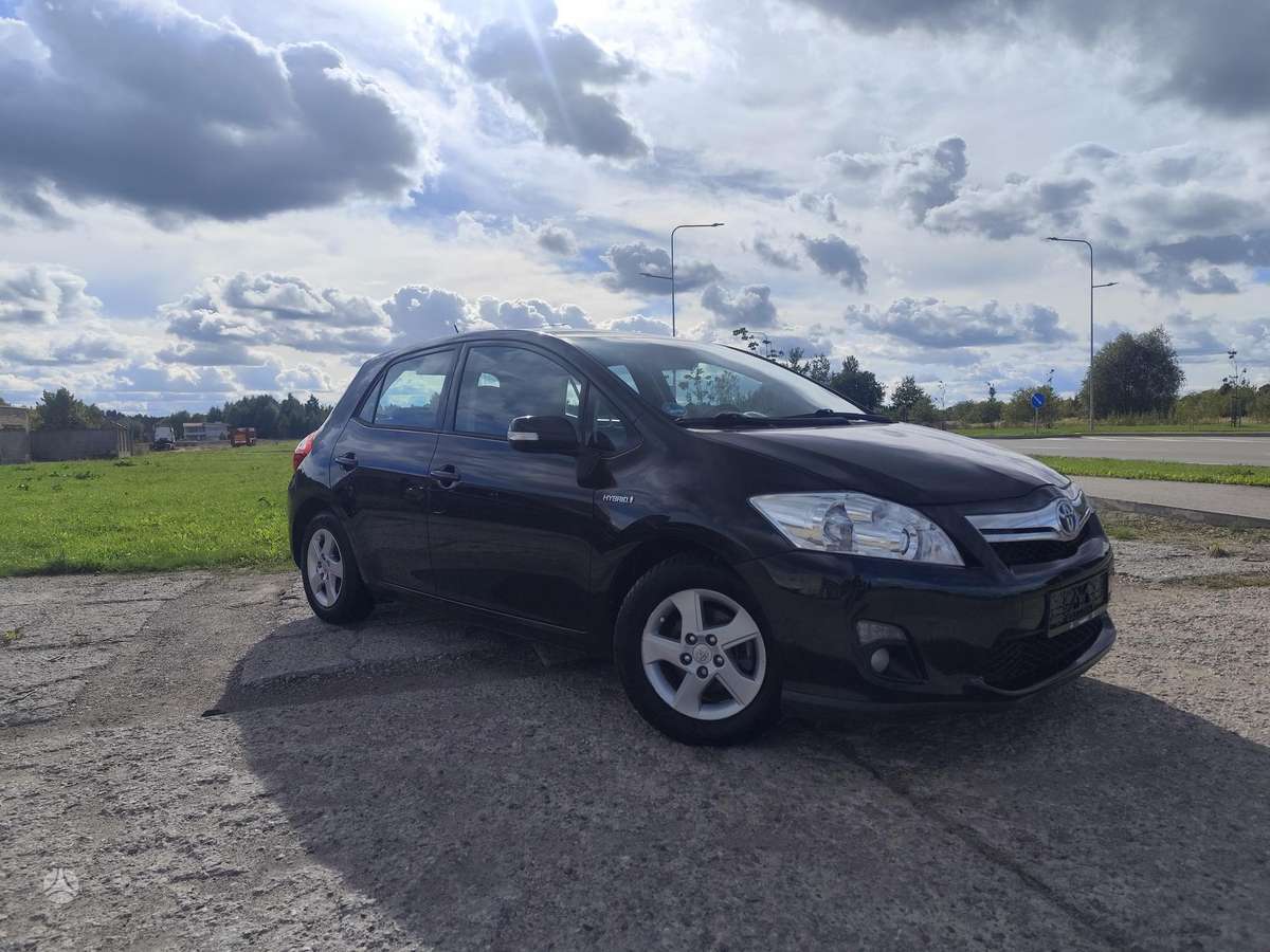Toyota Auris - 1