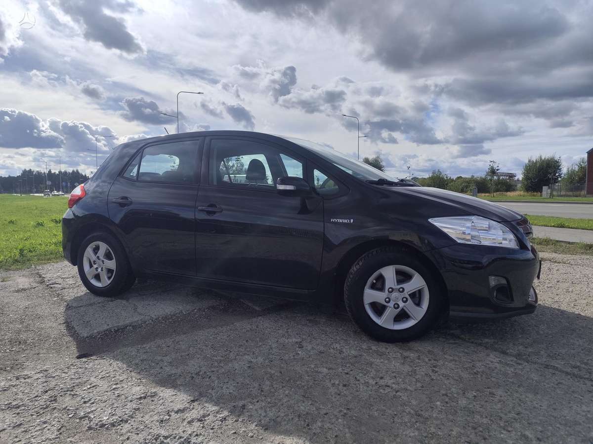 Toyota Auris - 2