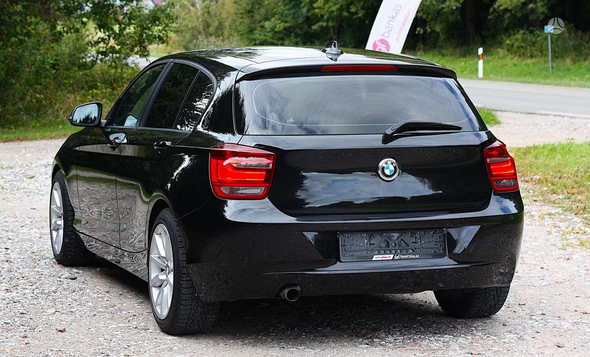 BMW 118, 2.0 l., Хэтчбек