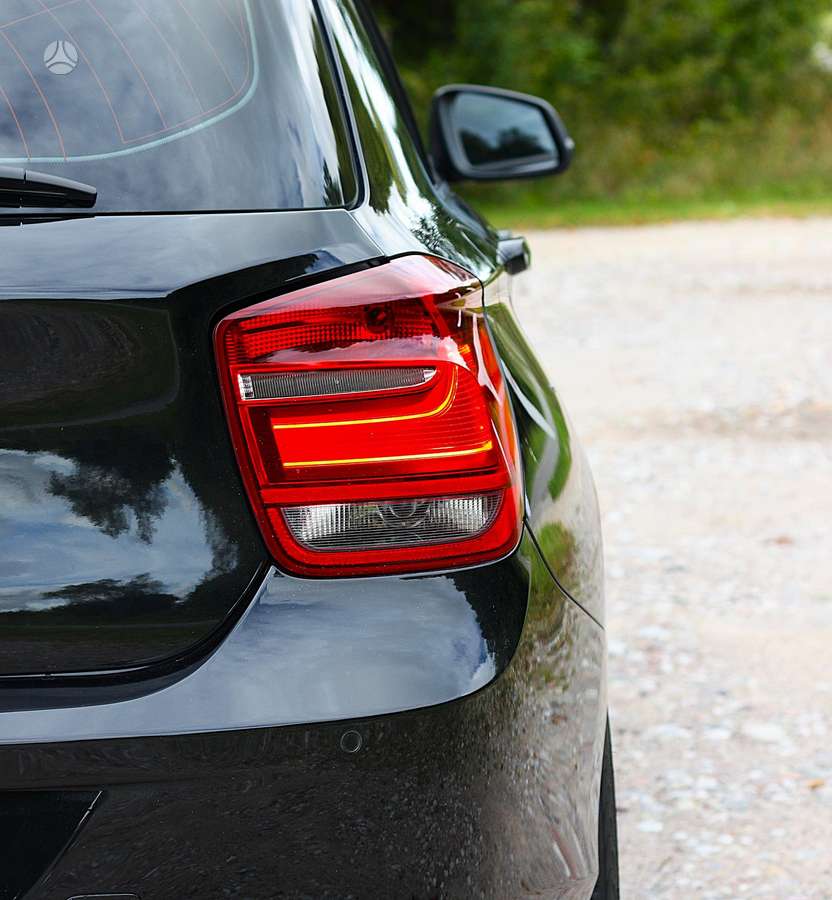 BMW 118, 2.0 l., hatchback