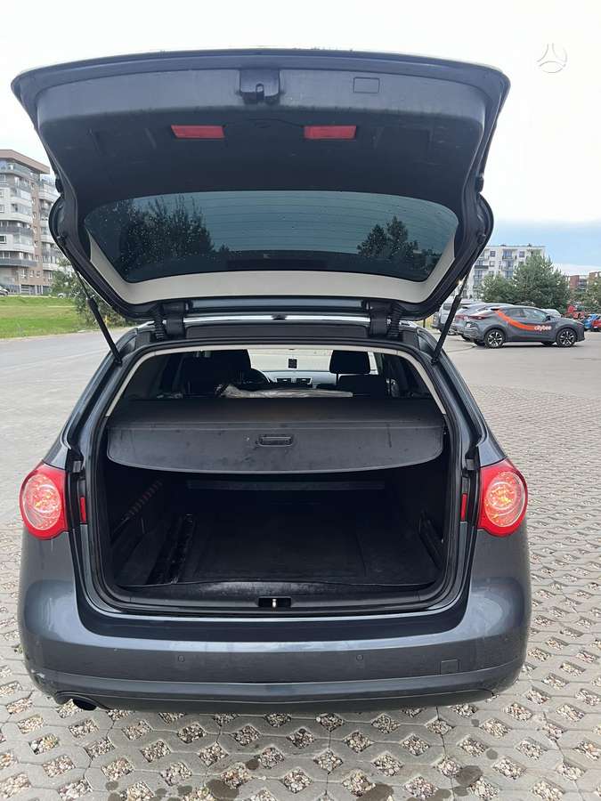 Volkswagen Passat - 10