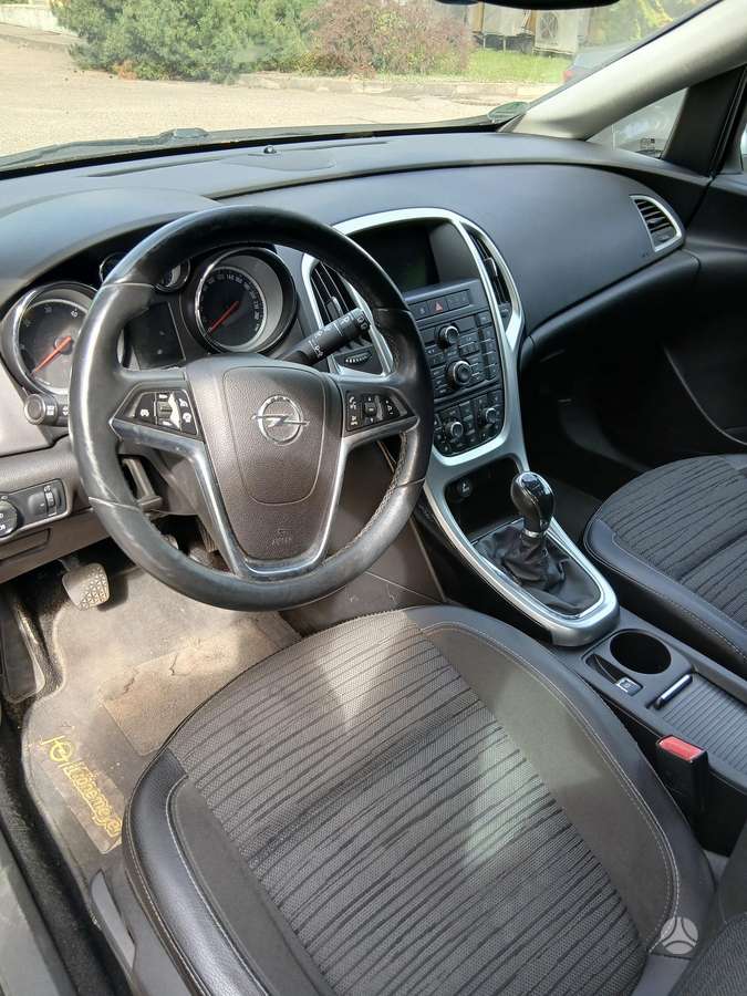 Opel Astra - 4