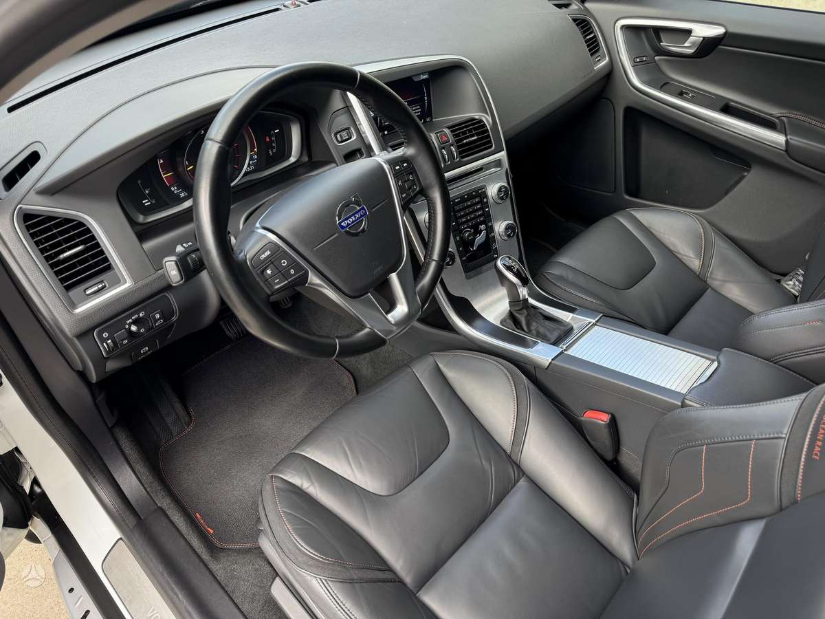 Volvo XC60 - 7