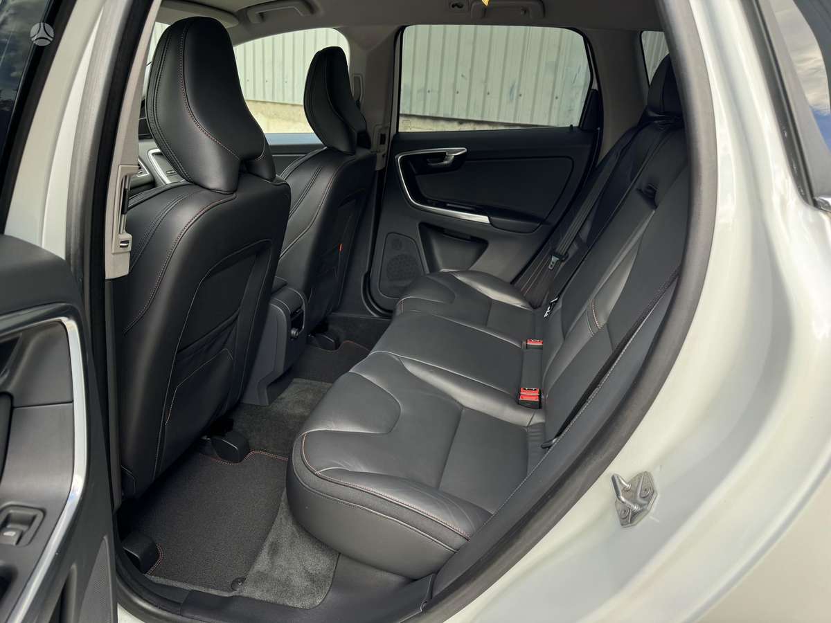 Volvo XC60 - 10