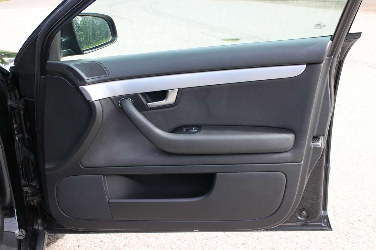 Audi A4, 2.0 l., universalas
