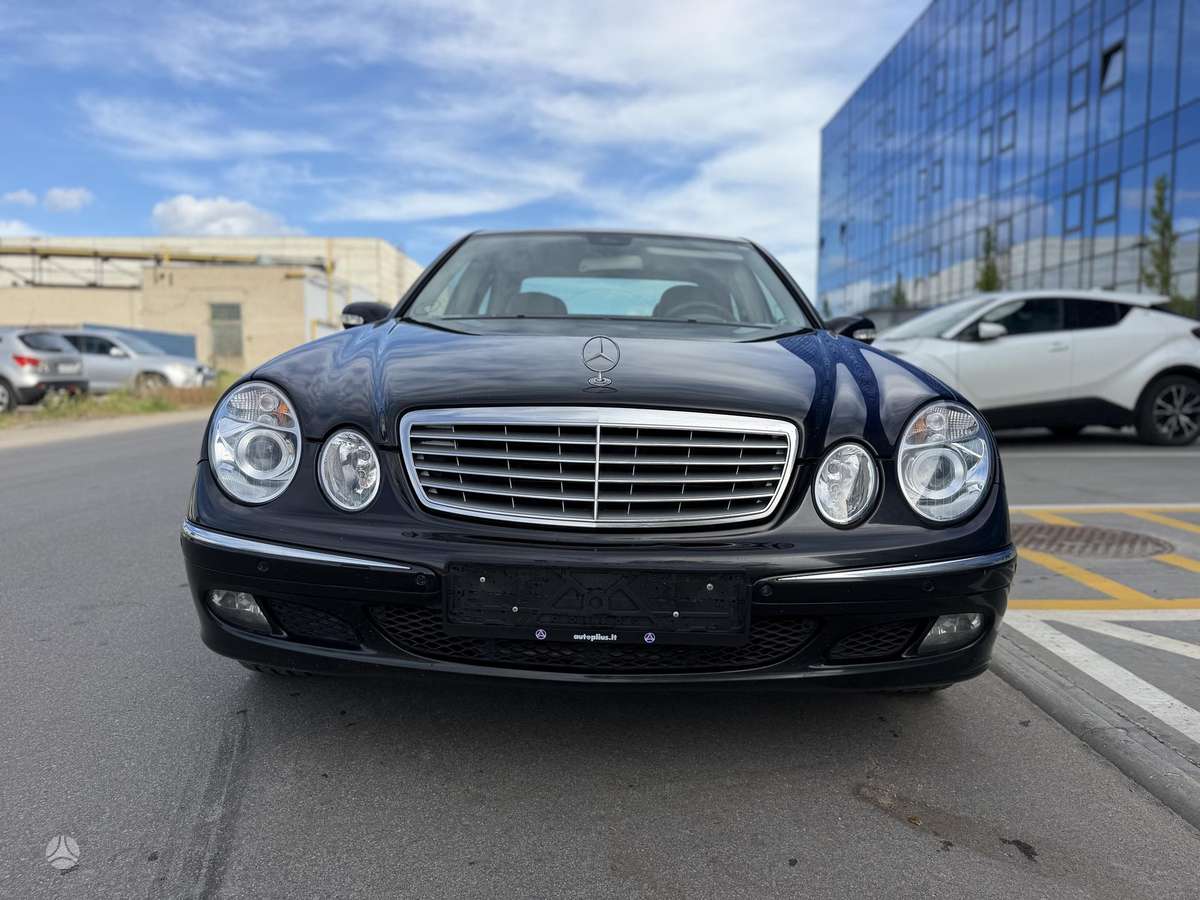 Mercedes-Benz E350 - 5