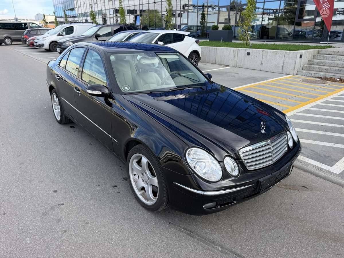 Mercedes-Benz E350 - 2