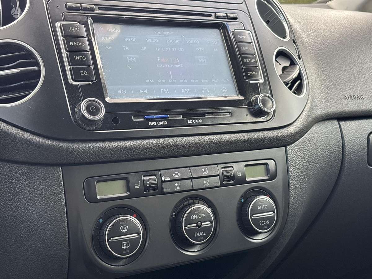 Volkswagen Golf Plus - 10