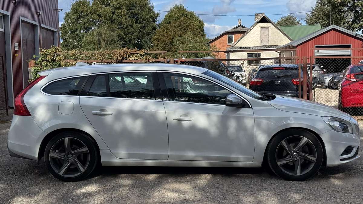 Volvo V60, 1.6 l., wagon
