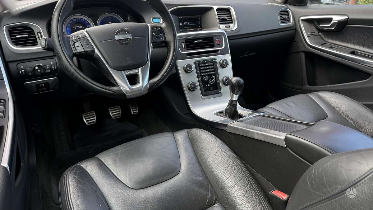 Volvo V60, 1.6 l., wagon