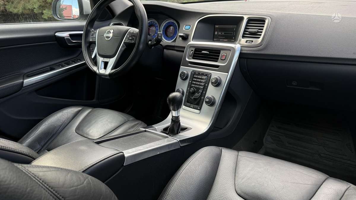 Volvo V60, 1.6 l., wagon