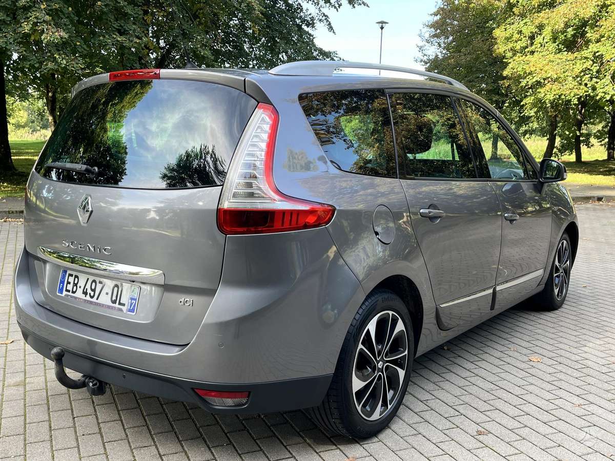 Renault Grand Scenic - 8