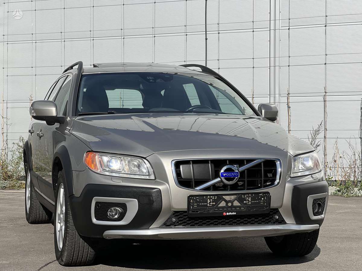 Volvo XC70 - 10