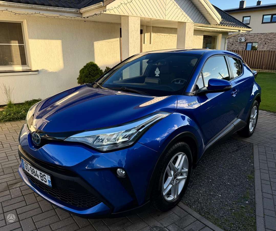 Toyota C-HR - 4