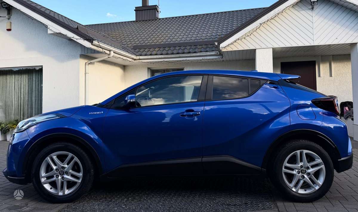 Toyota C-HR - 7