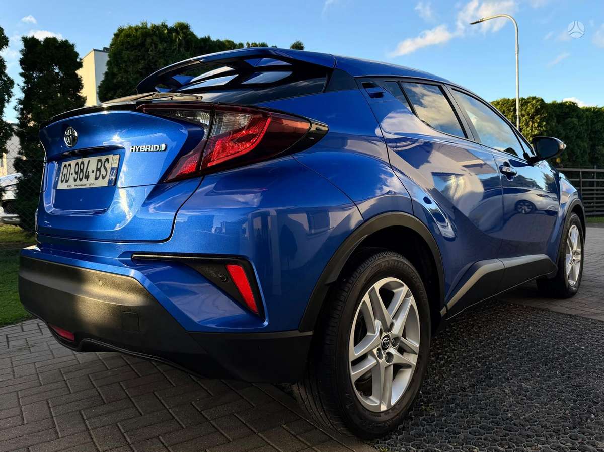 Toyota C-HR - 11