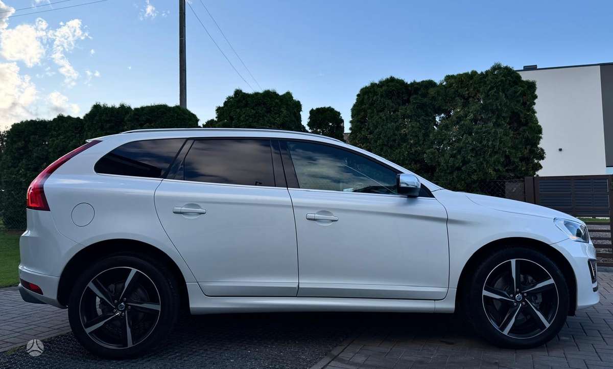 Volvo XC60 - 11