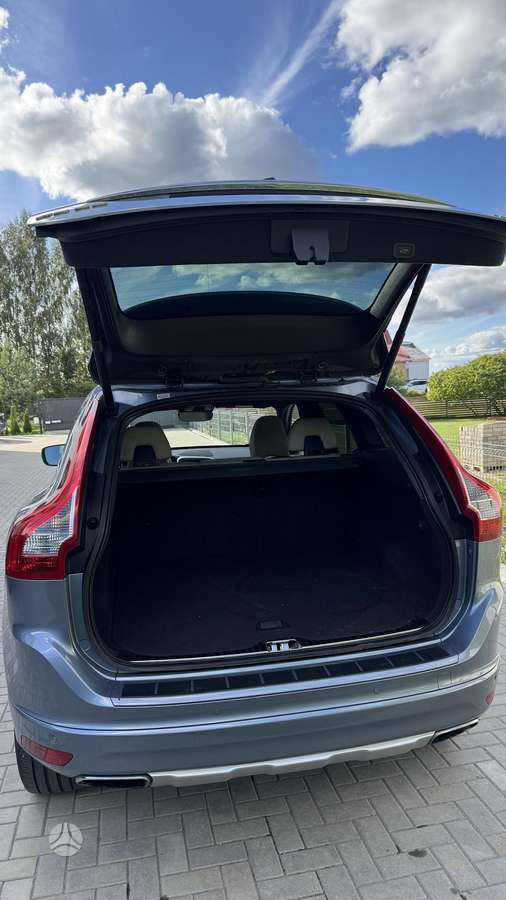 Volvo XC60 - 12