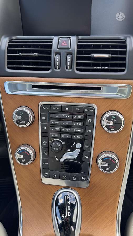 Volvo XC60 - 8