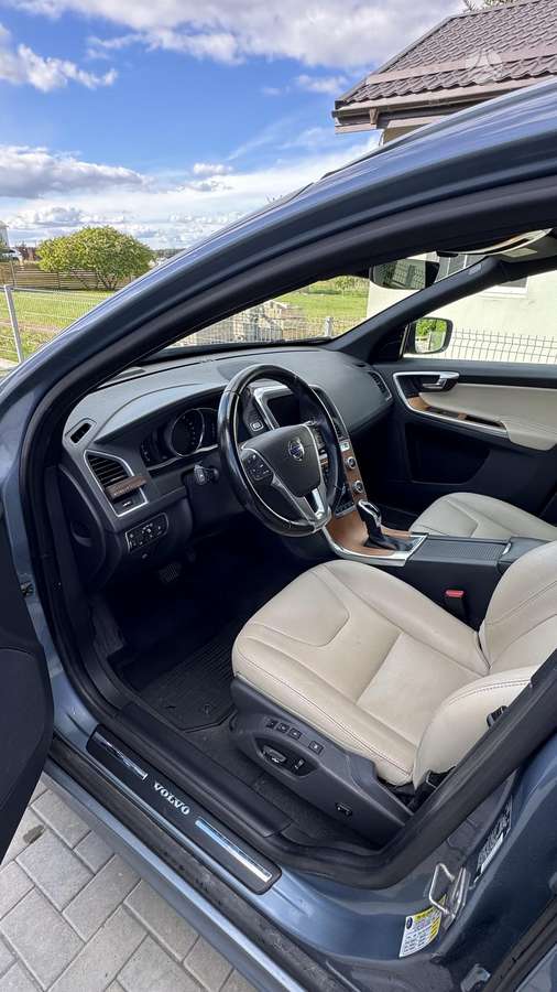 Volvo XC60 - 6