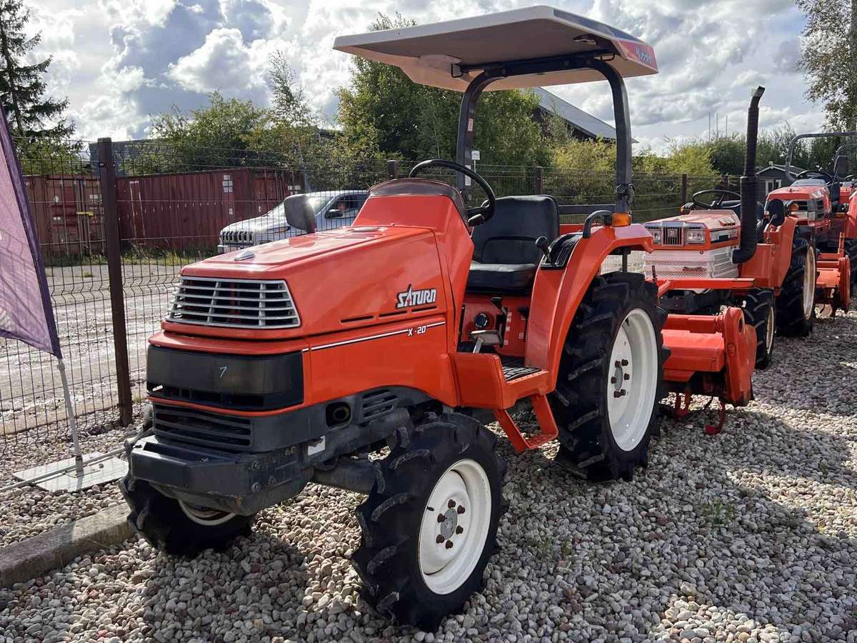 Kubota ĮVAIRIŲ MODELIŲ, tractors