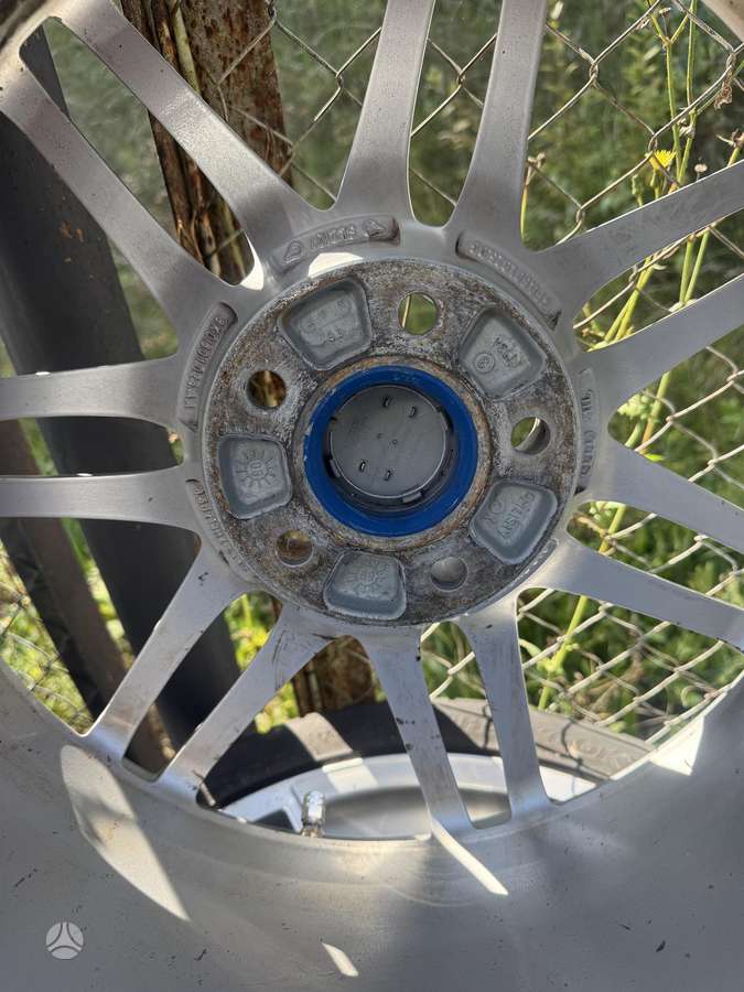 Audi, lengvojo lydinio, R19