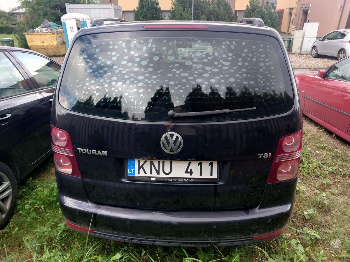 Volkswagen Touran - 6
