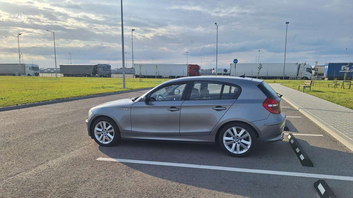 BMW 118, 2.0 l., Хэтчбек