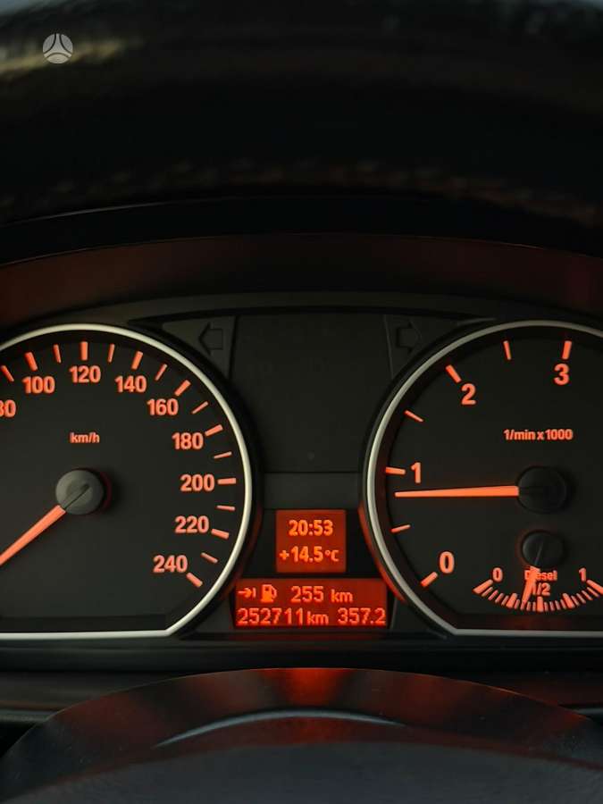 BMW 118, 2.0 l., hatchback