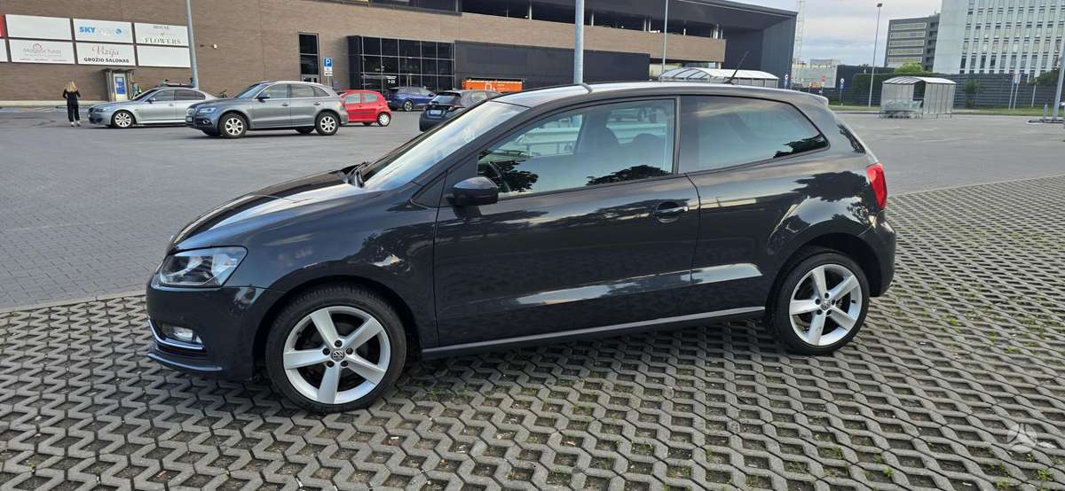 Volkswagen Polo - 8