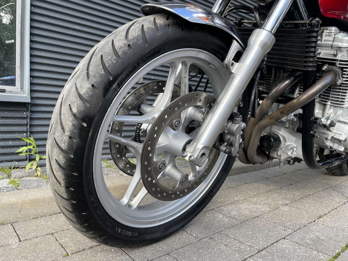 Honda CB 1100cc, street / classic