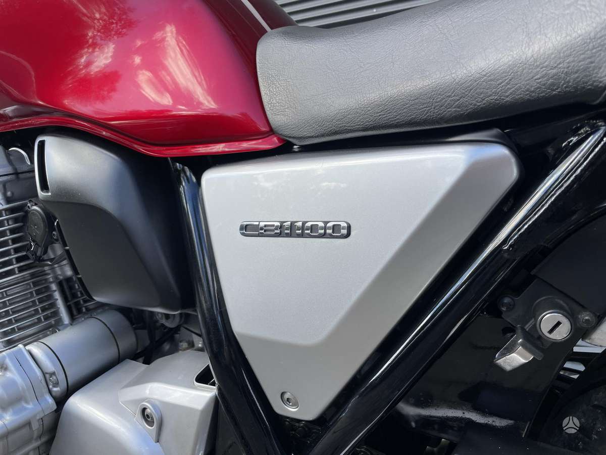 Honda CB 1100cc, street / classic