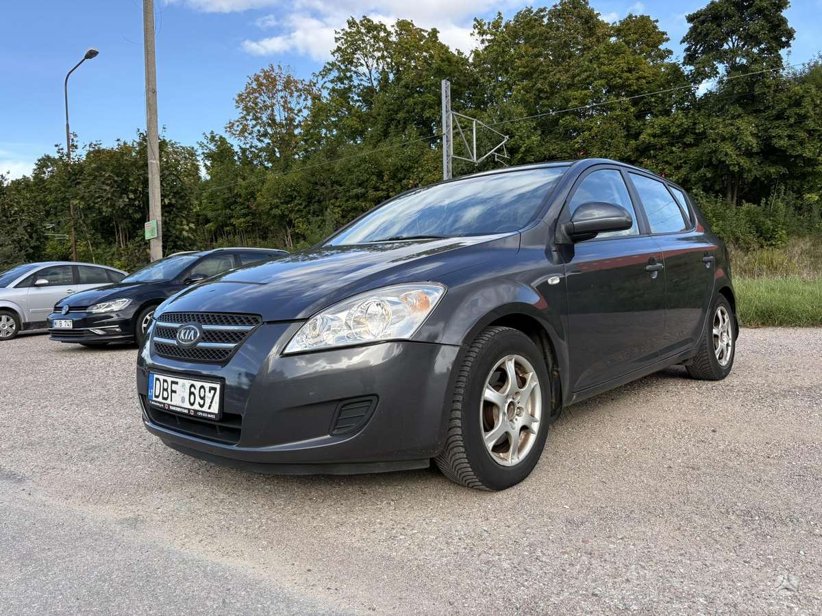 Kia Ceed, 1.6 l., Хэтчбек