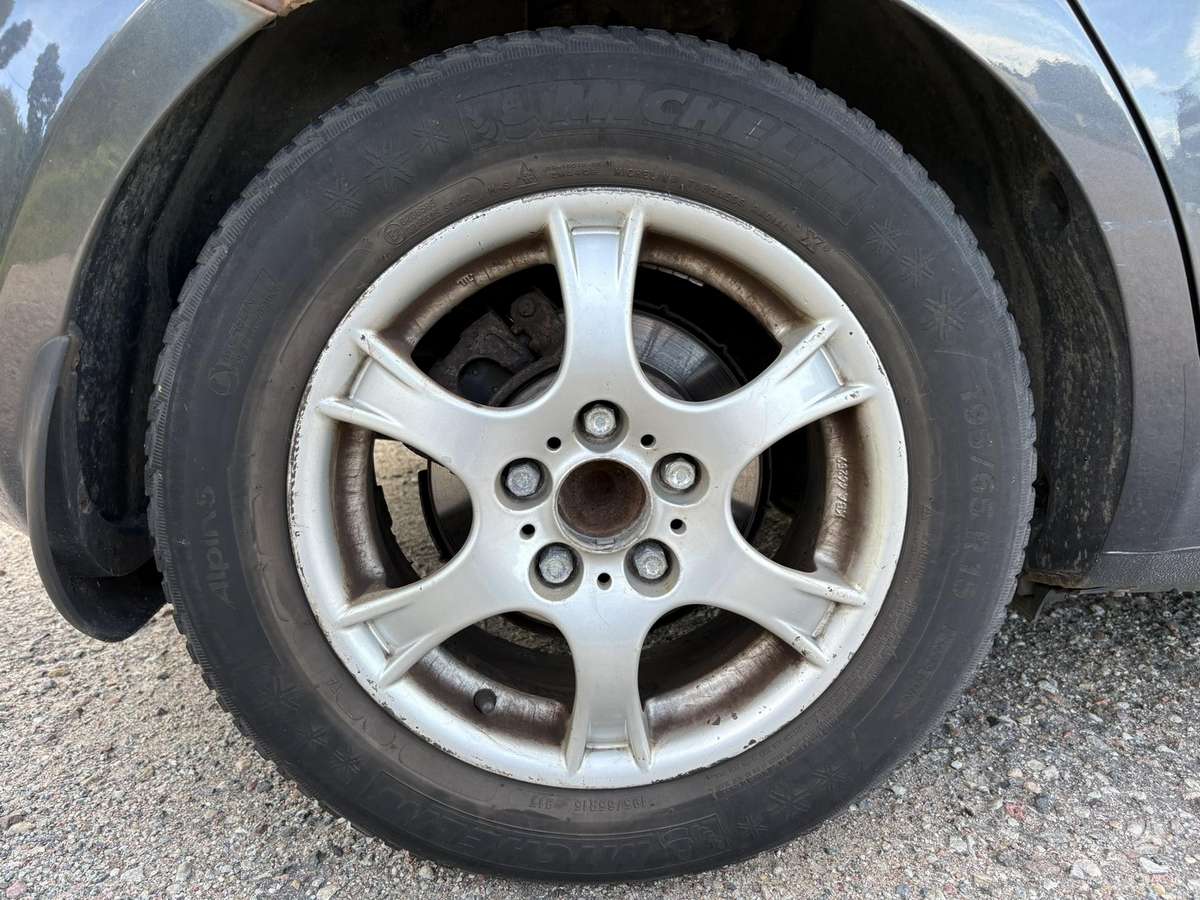 Kia Ceed, 1.6 l., Хэтчбек