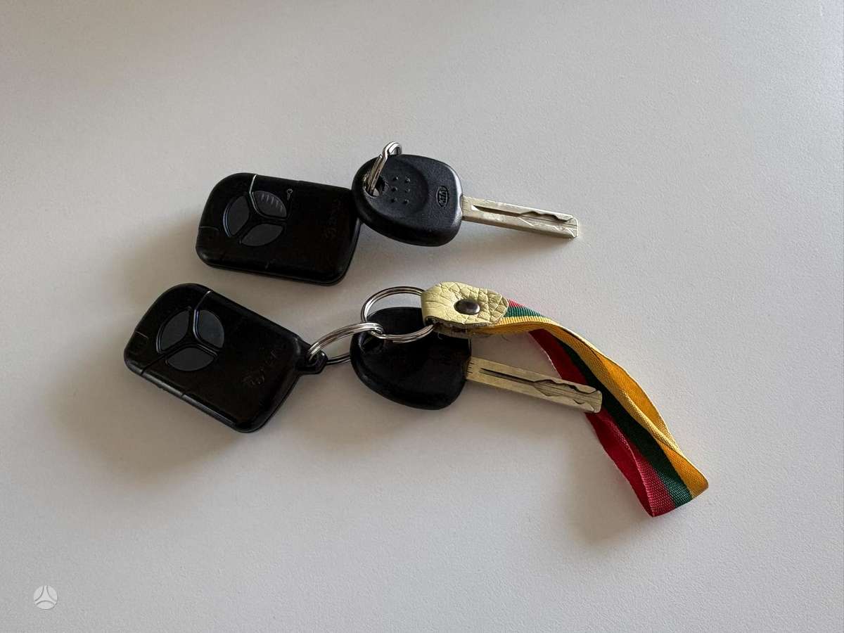 Kia Ceed, 1.6 l., Хэтчбек