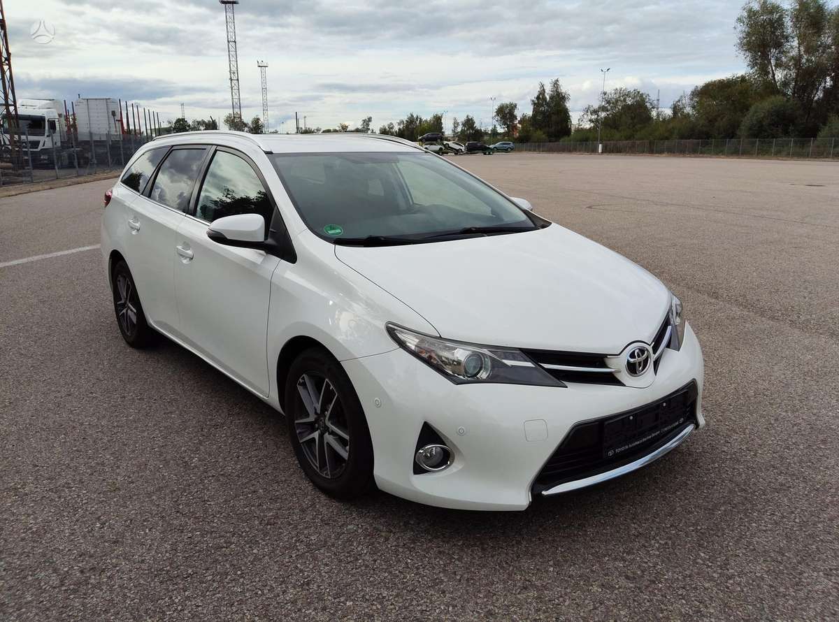 Toyota Auris - 3