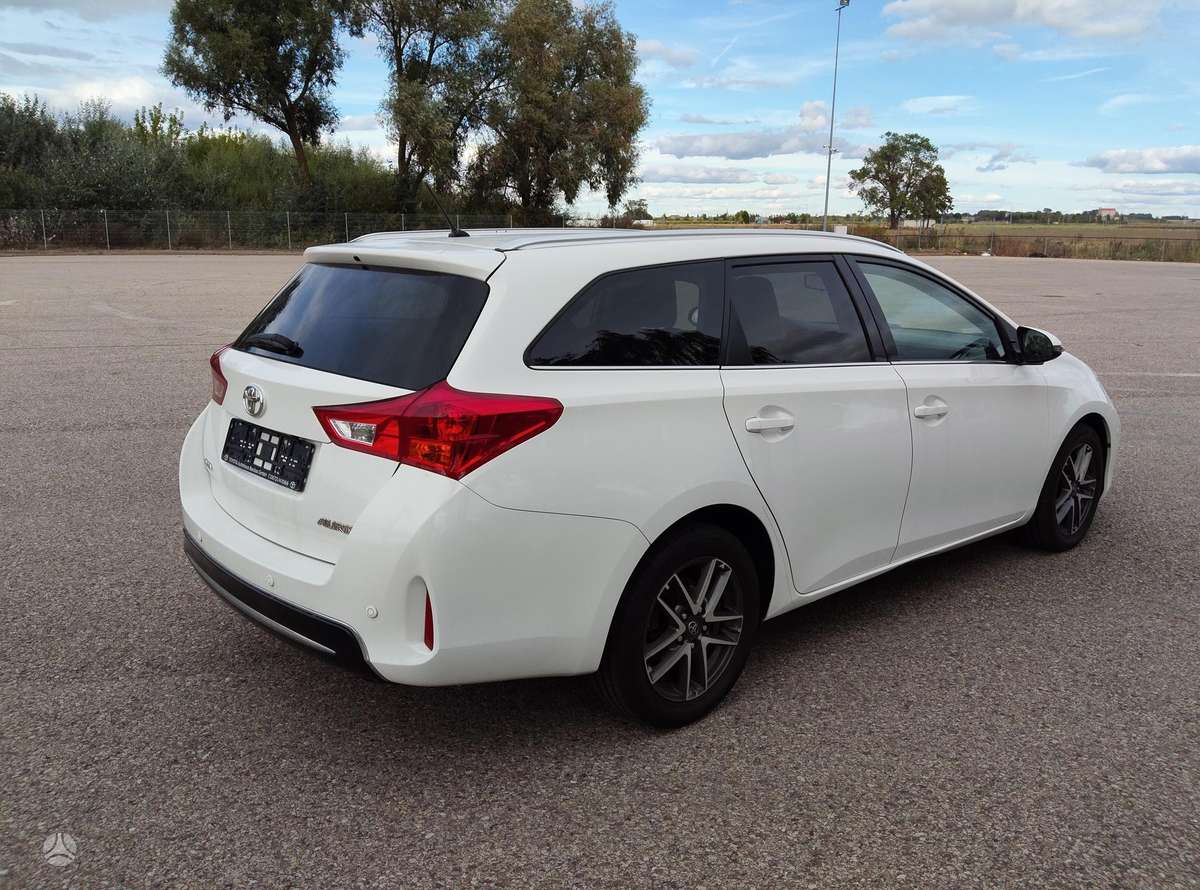 Toyota Auris - 6