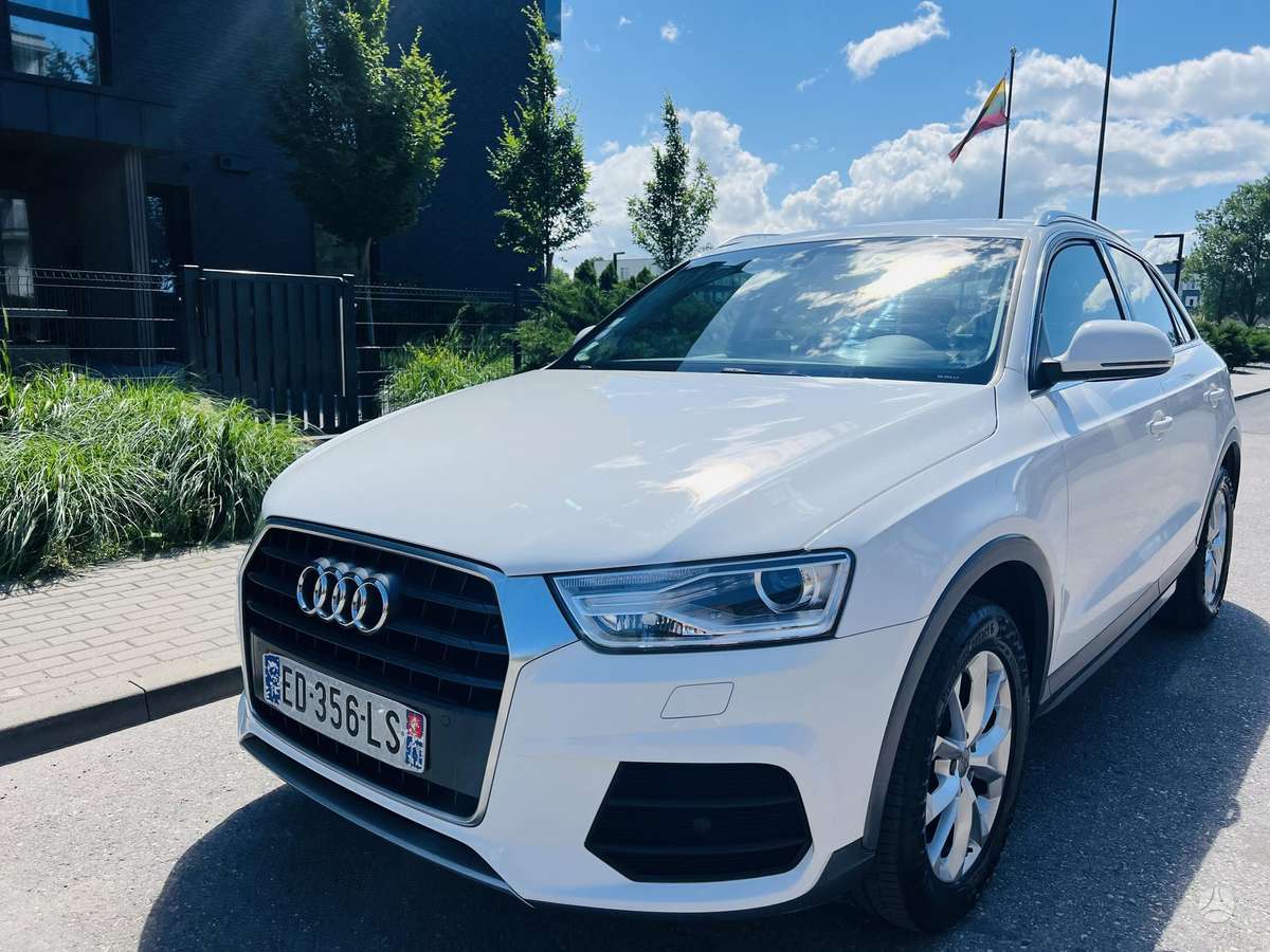 Audi Q3, 1.4 l., off-road / crossover