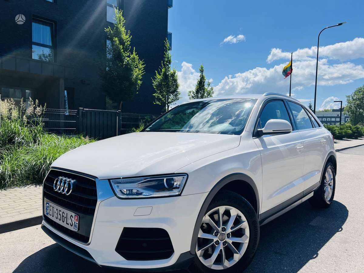 Audi Q3, 1.4 l., off-road / crossover