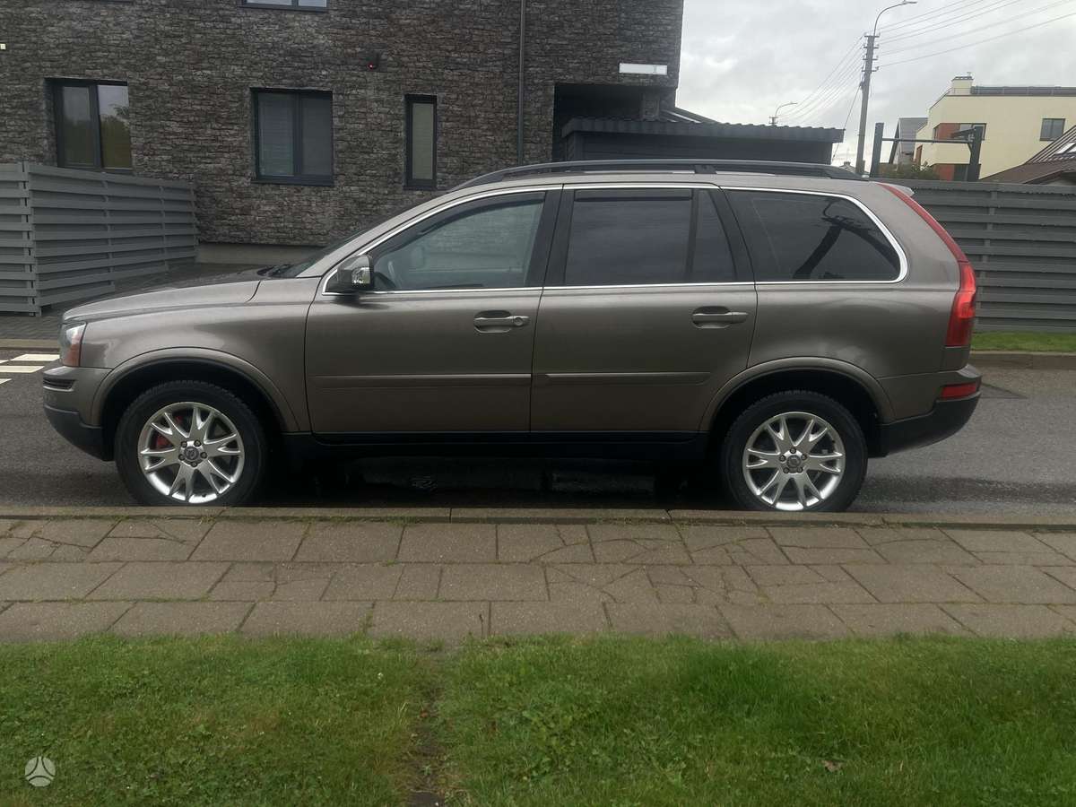Volvo XC90 - 4