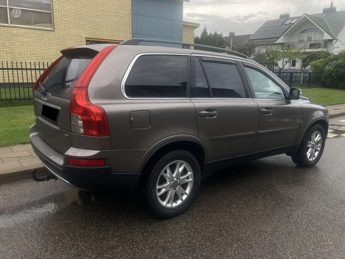 Volvo XC90 - 9