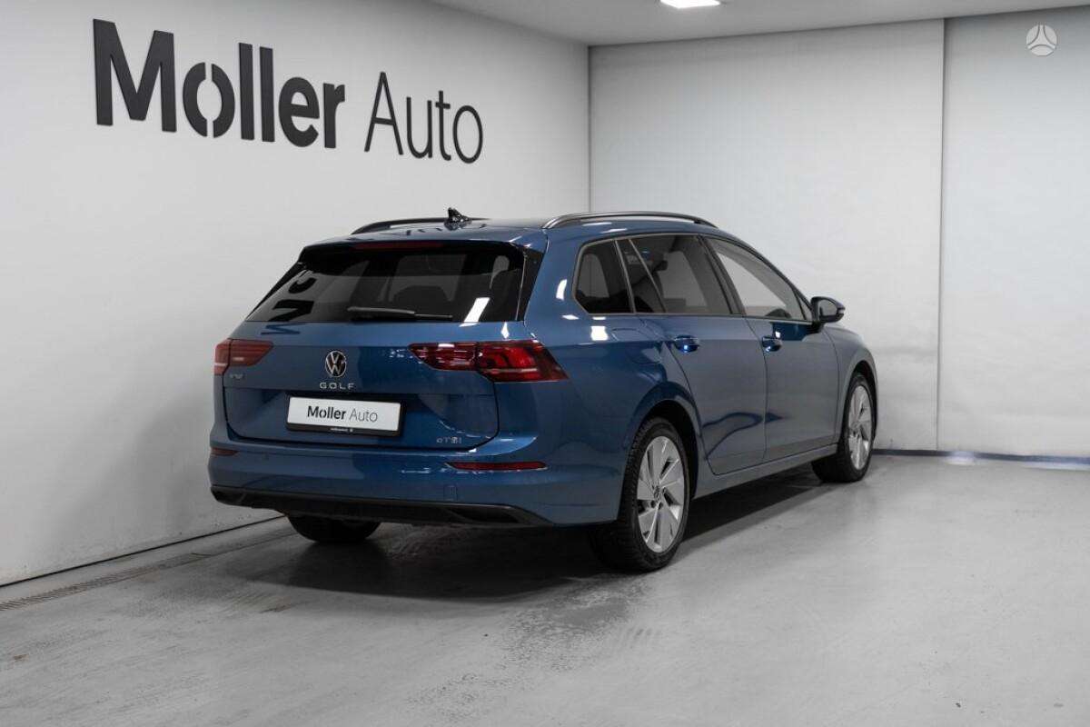 Volkswagen Golf - 3