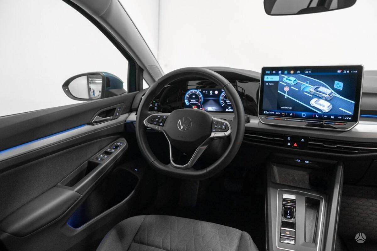 Volkswagen Golf - 10