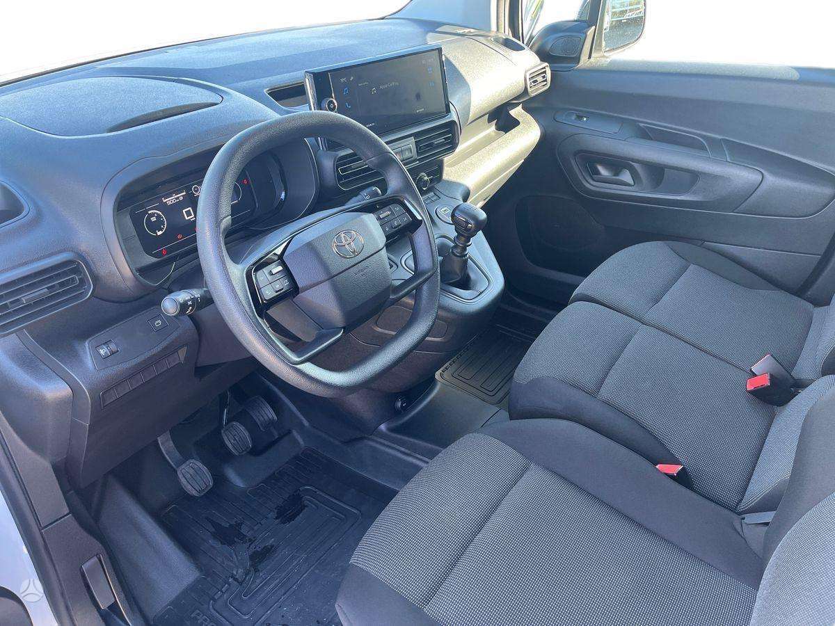 Toyota Proace City - 11