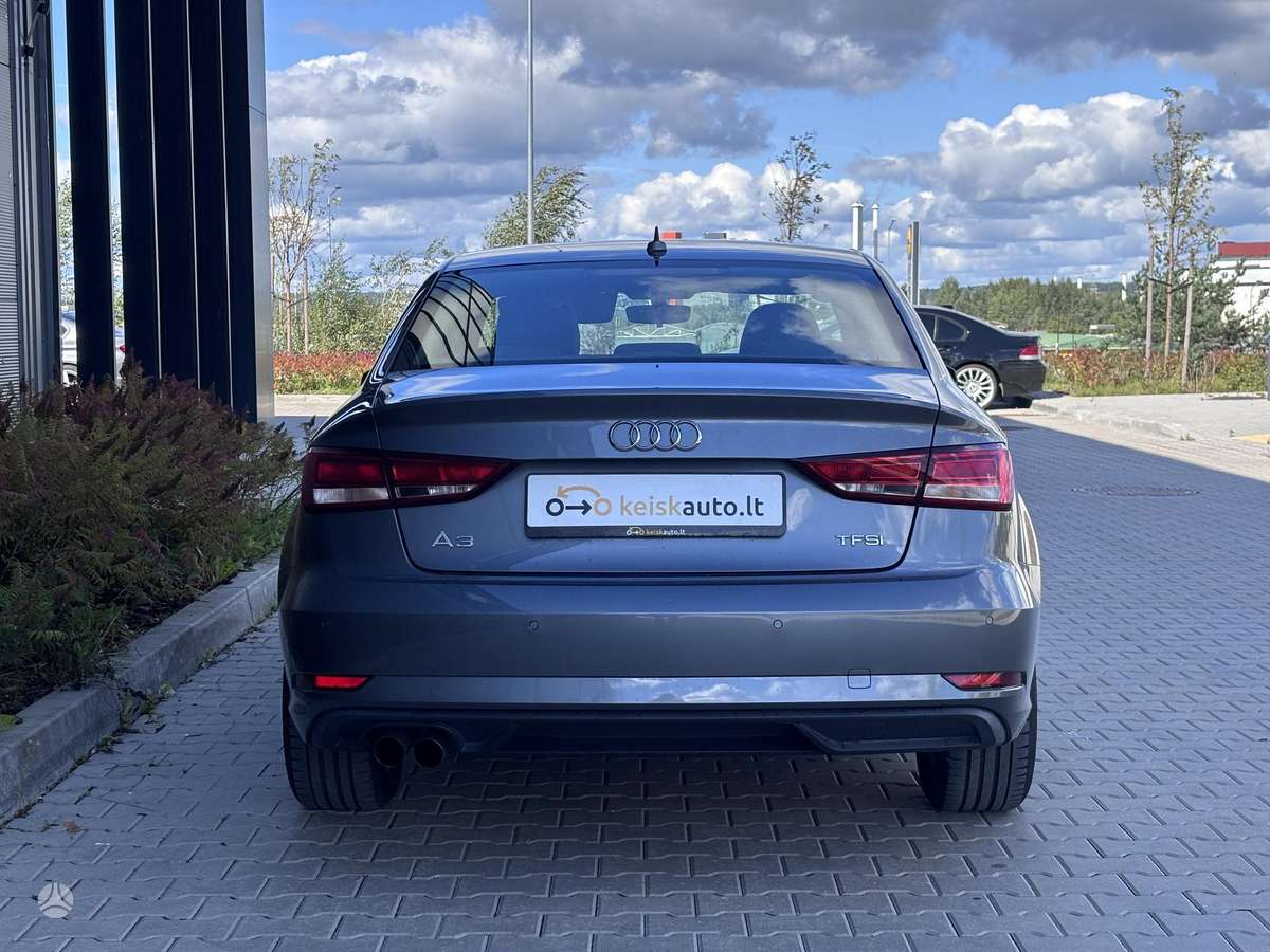 Audi A3, 1.5 l., saloon / sedan